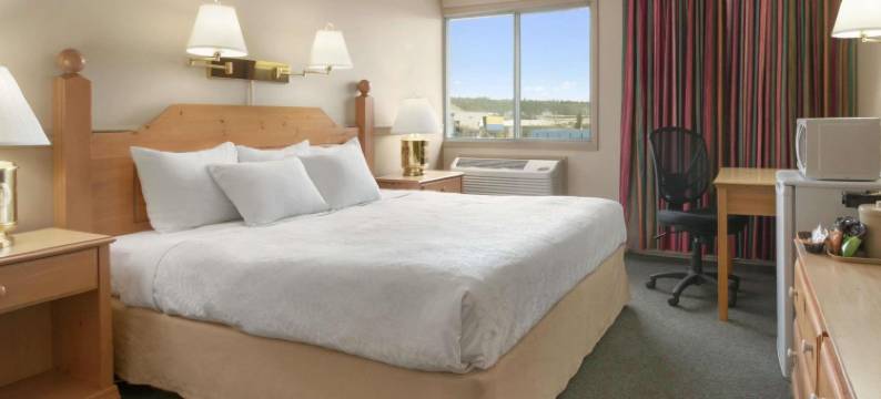 怀特霍斯戴斯酒店(Quality Inn & Suites)图片