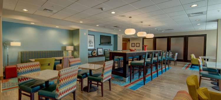 希尔顿欢朋酒店-普兰特城(Hampton Inn Plant City)图片