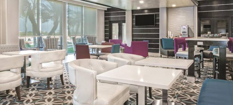 波特兰科珀斯克里斯蒂拉昆塔温德姆套房酒店(La Quinta Inn & Suites by Wyndham Corpus Christi - Portland)图片