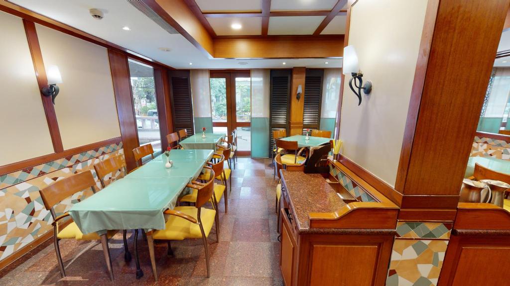 The Oakwood HotelHotel Overview