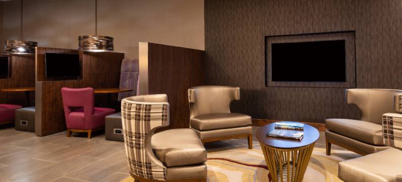 夏洛特北湖万怡酒店(Courtyard Charlotte Northlake)图片