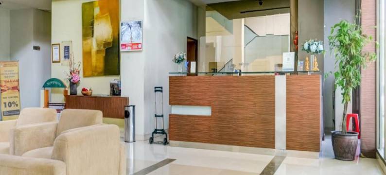 西卡朗大酒店(Grand Cikarang Hotel)图片