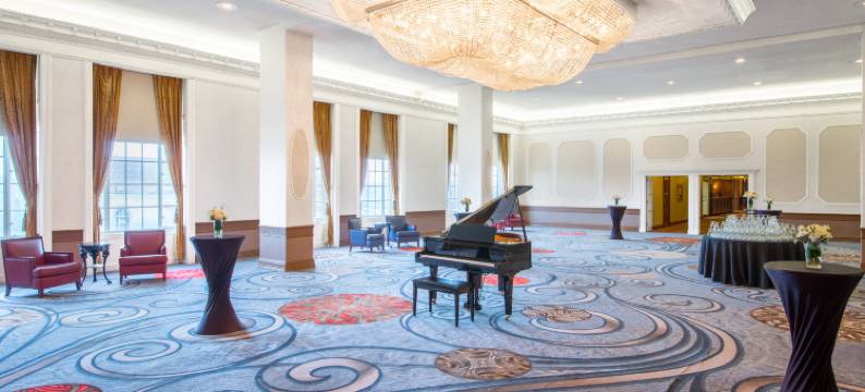 尼亚加拉瀑布·瀑布景观布罗克酒店(希尔顿启缤精选酒店 )(THE BROCK NIAGARA FALLS FALLSVIEW, TAPESTRY BY HILTON)图片