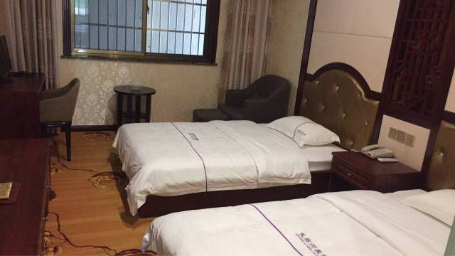 肥东长临河宾馆