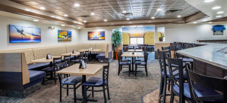 底特律都会机场蔚景温德姆酒店(Wingate by Wyndham Detroit Metro Airport)图片