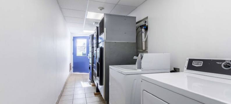 新不伦瑞克Motel 6，NJ(Motel 6 New Brunswick, NJ)图片