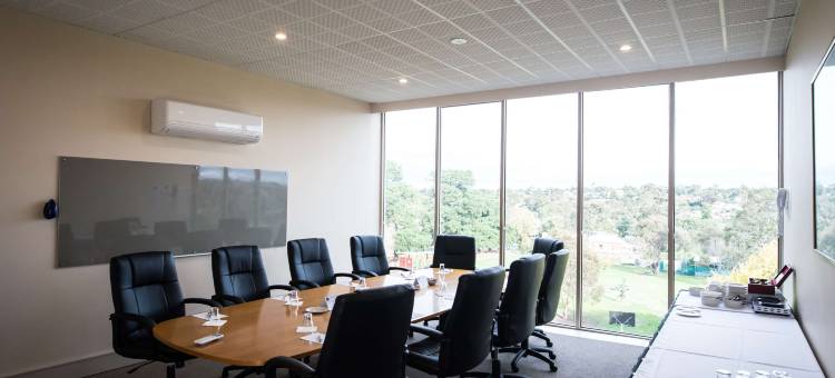 阿特伍德机场汽车旅馆及会议中心贝斯特韦斯特酒店(Best Western Airport Motel and Convention Centre)图片