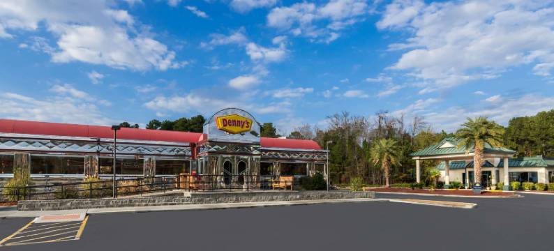 列治文山/萨凡纳温德姆戴斯酒店(Days Inn by Wyndham Richmond Hill/Savannah)图片