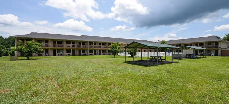 坎顿美洲最佳价值酒店(Americas Best Value Inn Canton)图片