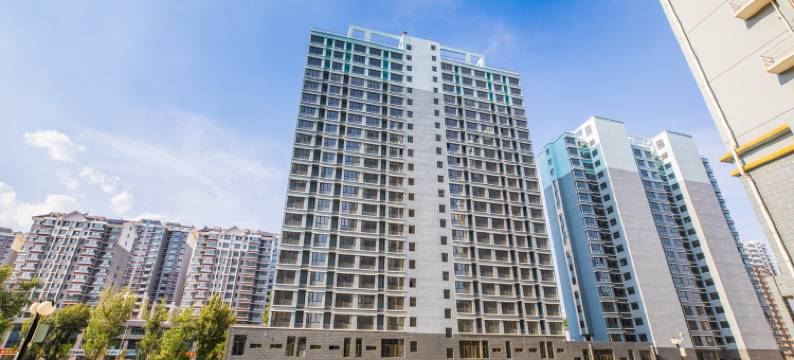 紧邻避暑山庄约10分钟的高层电梯公寓(广仁大街分店)图片