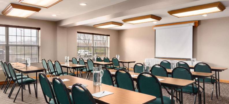 罗切斯特南卡尔森乡村套房酒店(Country Inn & Suites by Radisson, Rochester South, MN)图片