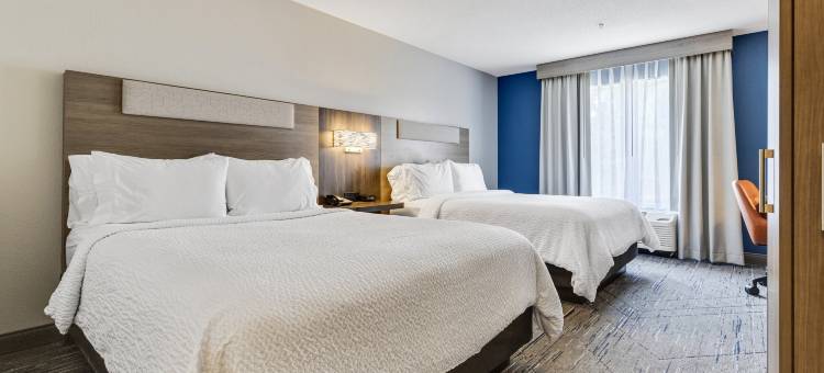 智选假日套房酒店斯塔克维尔(Holiday Inn Express & Suites Starkville)图片