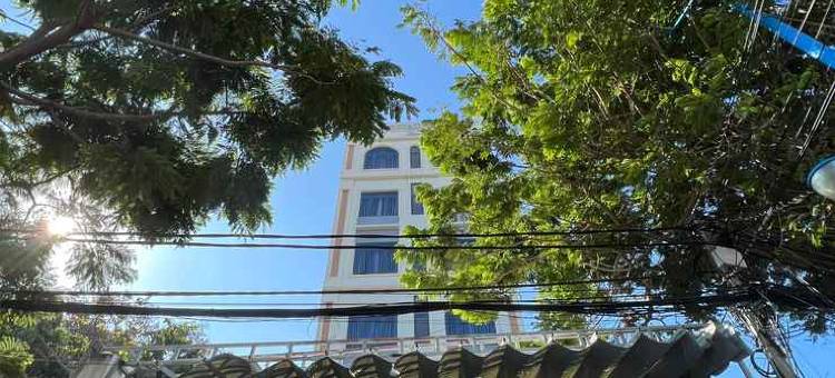 卢比林酒店(Rubillion Hotel - 5-Min Walking to Back Beach)图片