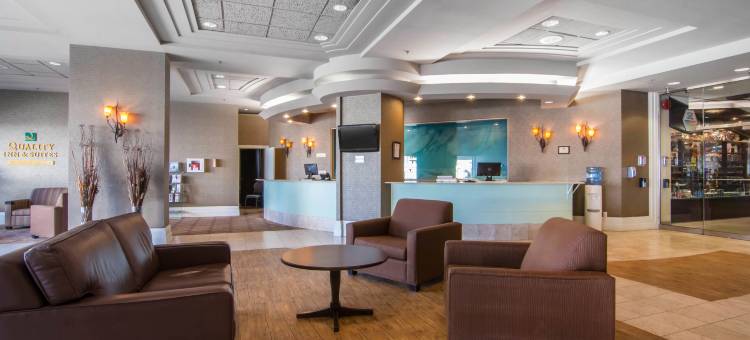 耶洛奈夫凯艺套房酒店(Quality Inn & Suites Yellowknife)图片