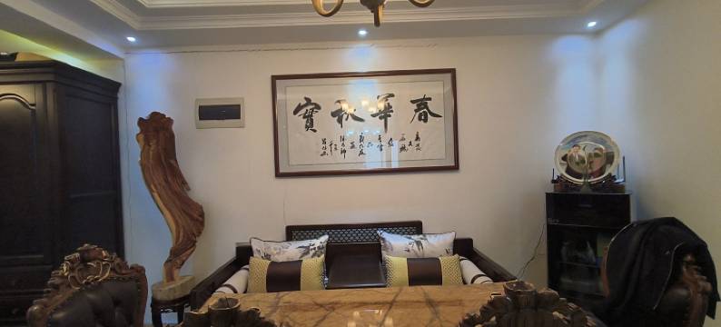 百寸投影独享整套130平方公寓(丰庆路分店)图片