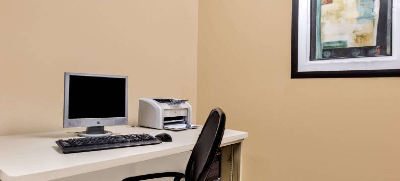 Western Inn & Suite Grinnell IA图片