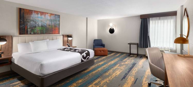 诺克斯维尔佩普米尔拉昆塔温德姆套房酒店(La Quinta Inn & Suites by Wyndham Knoxville Papermill)图片