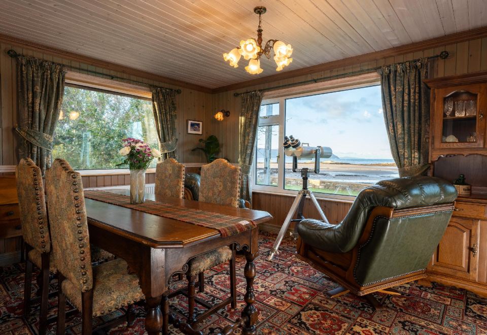 Ptarmigan Cottage Hotel Overview