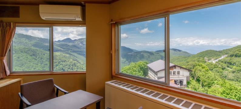 志贺高原发哺温泉岩菅酒店(Hotel Iwasuge)图片