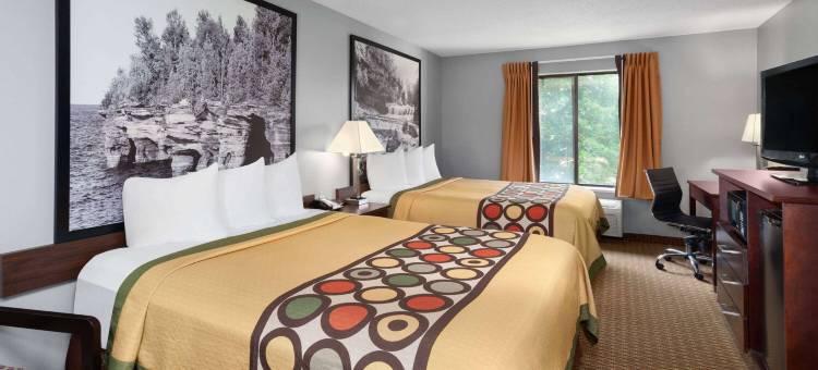 麦迪逊E阳光草原速8酒店(Super 8 by Wyndham Sun Prairie/Madison E)图片