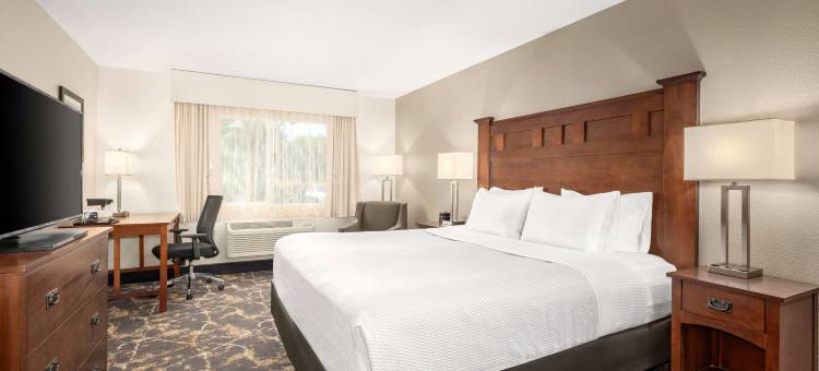 格兰茨帕斯拉昆塔温德姆套房酒店(La Quinta Inn & Suites by Wyndham Grants Pass)图片