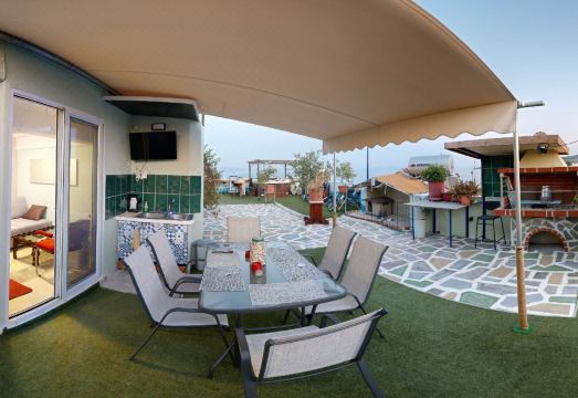 Rooftop Loft with Hydromassage Hotel Overview