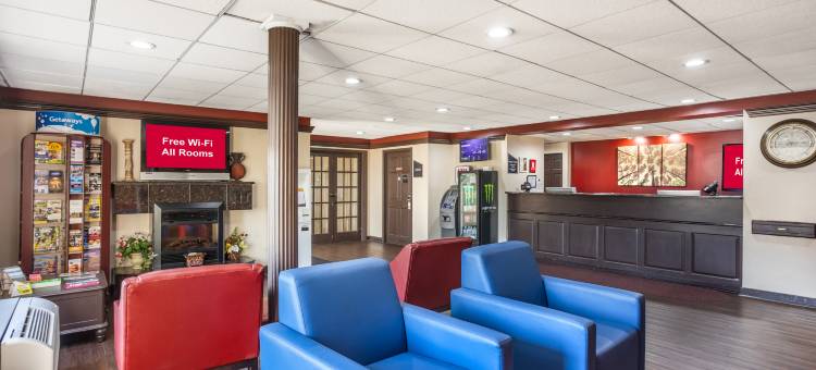 红屋顶家乡工作室兰开斯特(HomeTowne Studios Lancaster)图片