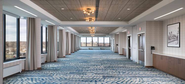 麦坎姆利广场酒店(DoubleTree by Hilton Battle Creek)图片