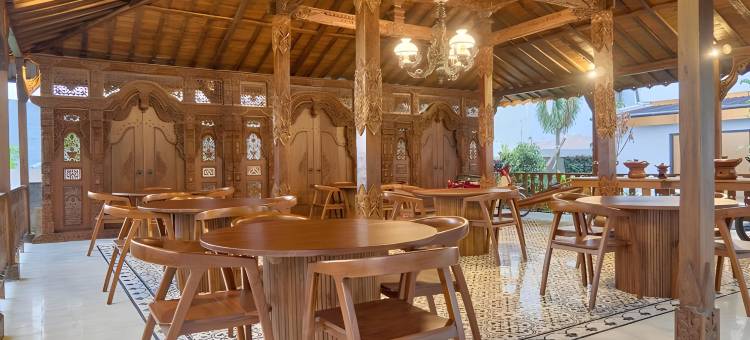 萨坎提旅馆沃诺索博(Sakanti Inn Wonosobo)图片