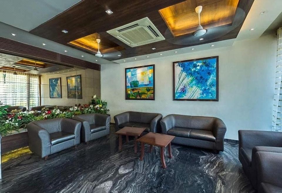 Grand 3D Hotel Overview