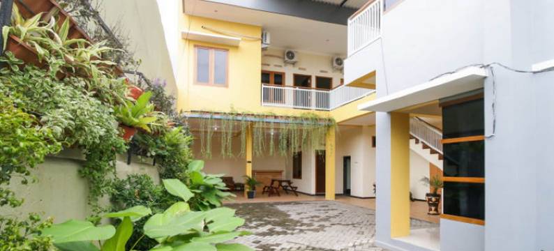 红多兹酒店@科达翁路(RedDoorz @ Jalan Kedawung)图片