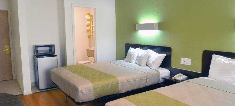 莫德斯托市区6号汽车旅馆(Modesto, CA - Downtown)图片