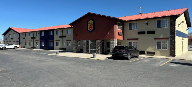 莫里亚蒂速8酒店(Super 8 by Wyndham Moriarty)图片