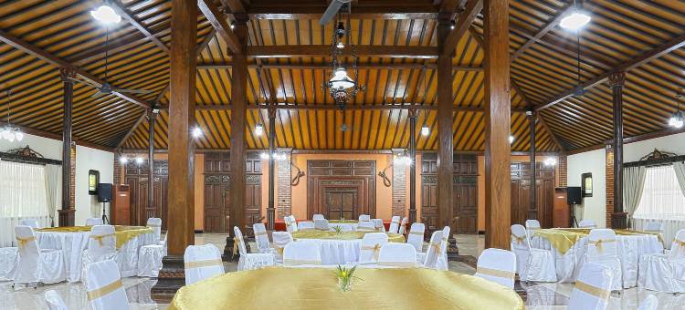 梅尔瓦巴勒蒙度假村(Melva Balemong Hotels & Resorts)图片
