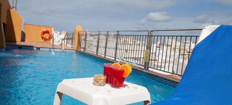 加的斯参议员水疗酒店(Senator Cádiz)图片