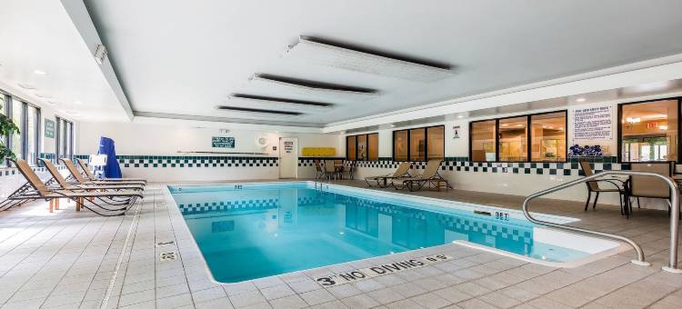 米沙瓦卡-南本德舒适套房酒店(Comfort Inn & Suites Mishawaka-South Bend)图片