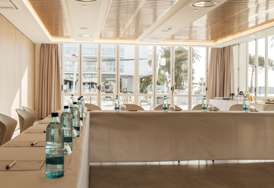 The Ibiza Twiins - Hotel Overview