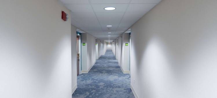 班诺克迪尔菲尔德拉昆塔温德姆套房酒店(La Quinta Inn & Suites by Wyndham Bannockburn-Deerfield)图片