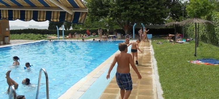 丰特德彼德拉乡村露营酒店(Camping Fuente de Piedra)图片