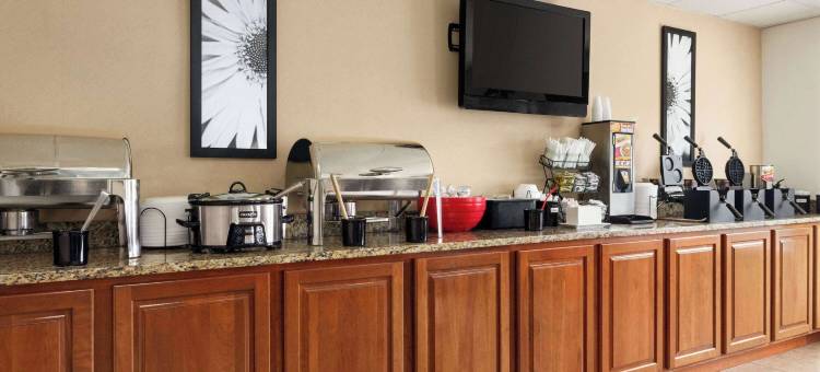 鸽子谷北华美达酒店(Ramada by Wyndham Pigeon Forge North)图片