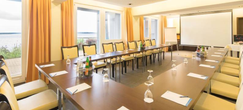 森夫滕贝格湖海滩酒店(Strandhotel Senftenberger See)图片