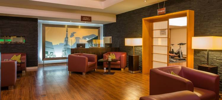 西南公园诺威纳酒店(Novina Hotel Suedwestpark Nuernberg)图片