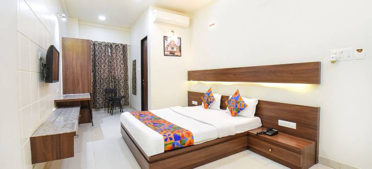 Fabhotel 皇家套房(FabHotel Royal Suits - Nr Mahadji Shinde Chhatri)图片