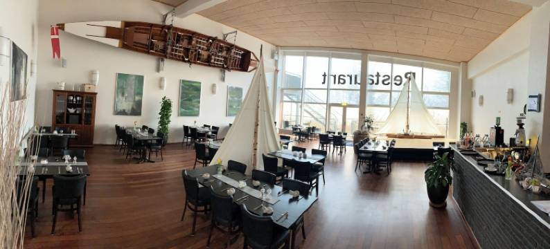 芬斯肯内斯享受滨海度假村(Enjoy Resorts Marina Fiskenæs - Wellness & Waterpark)图片