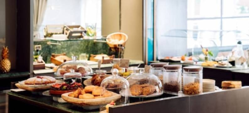 时髦&精简天鹅绒住宿(Chic & Basic Velvet)图片