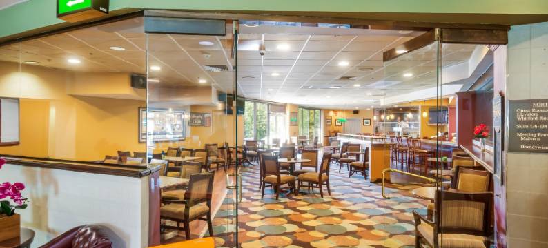 埃克斯顿酒店及会议中心(Exton Hotel and Conference Center)图片