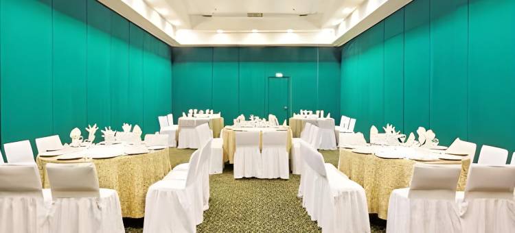 墨西哥城佩里诺特温德姆华美达酒店(Ramada by Wyndham Ciudad de Mexico Perinorte)图片