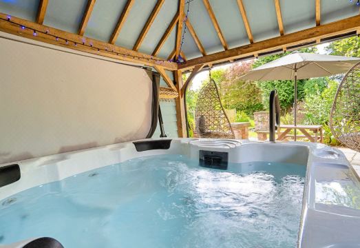 The Potting Shed Hotel Overview