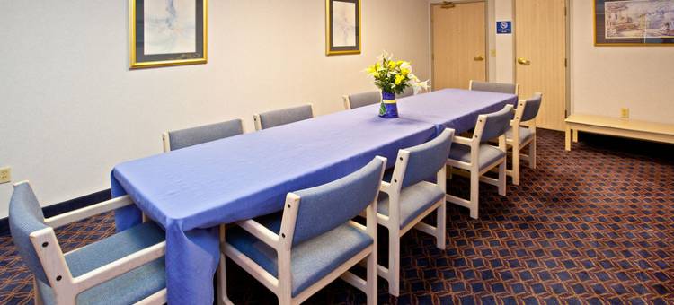 埃尔克哈特拉昆塔温德姆套房酒店(La Quinta Inn & Suites by Wyndham Elkhart)图片