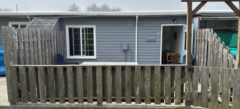 迪恩的海滨旅馆(蒂利库姆海滩汽车旅馆)(Tillicum Beach Motel - Formerly Deane's Oceanfront Lodge)图片